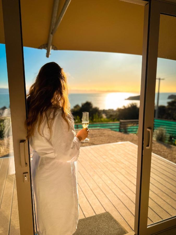 Drift Off Grid Luxury Eco Glamping Ξενοδοχείο Tarakohe Εξωτερικό φωτογραφία